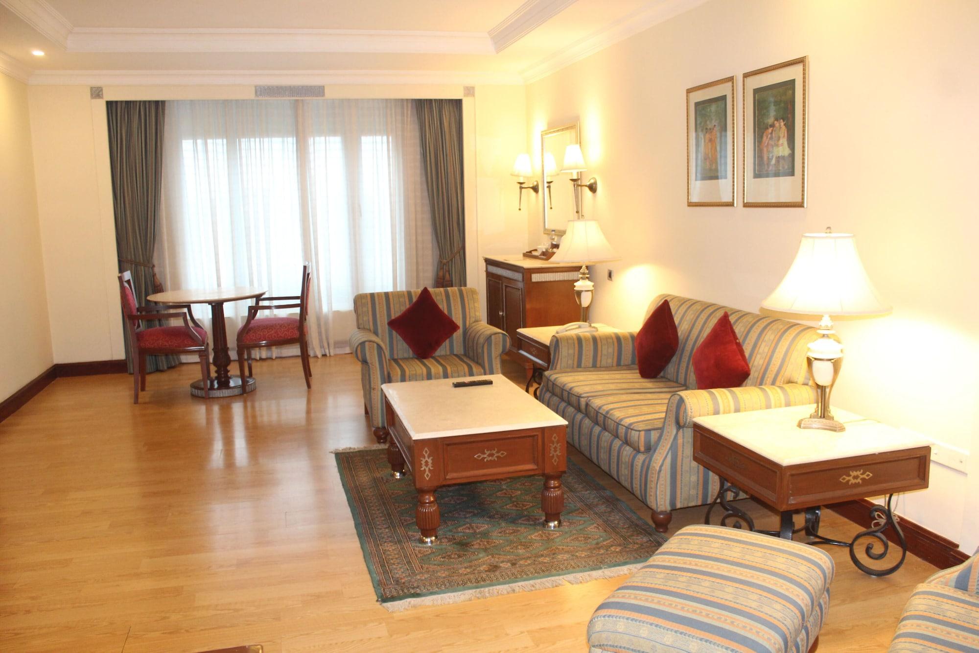 Welcomhotel By Itc Hotels, Cathedral Road, Chennai Exterior foto